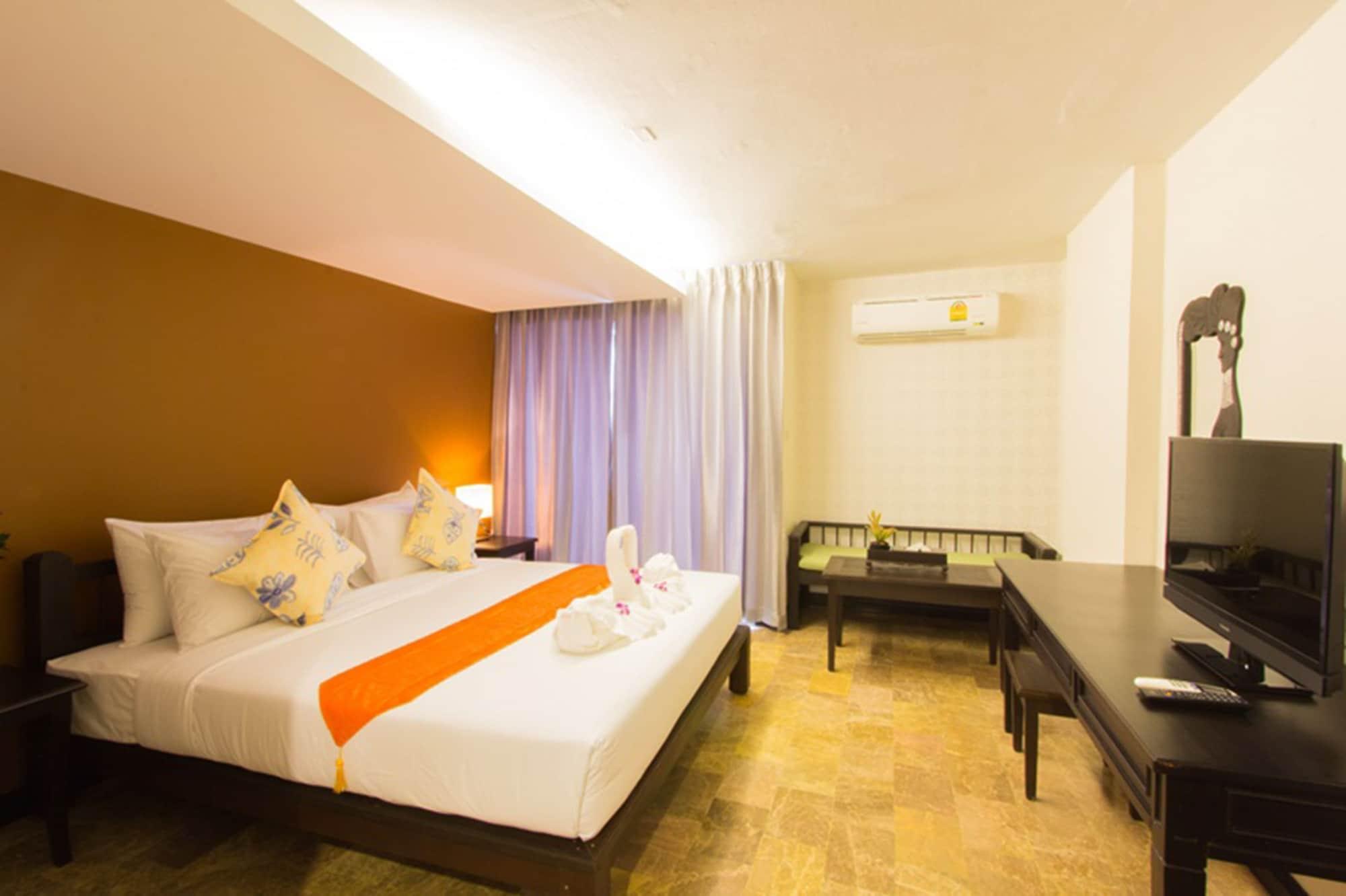 All Together Suite Hotel Bangkok Bagian luar foto